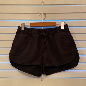 Aritzia - Habitus Short